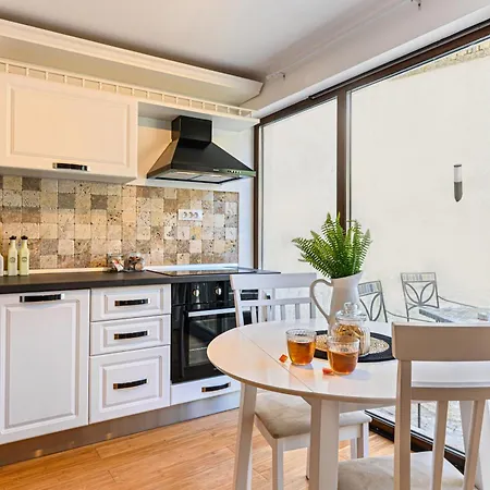 Ceahlau Cozy House With Terrace, Bbq & Free Parking Braşov Exterior photo