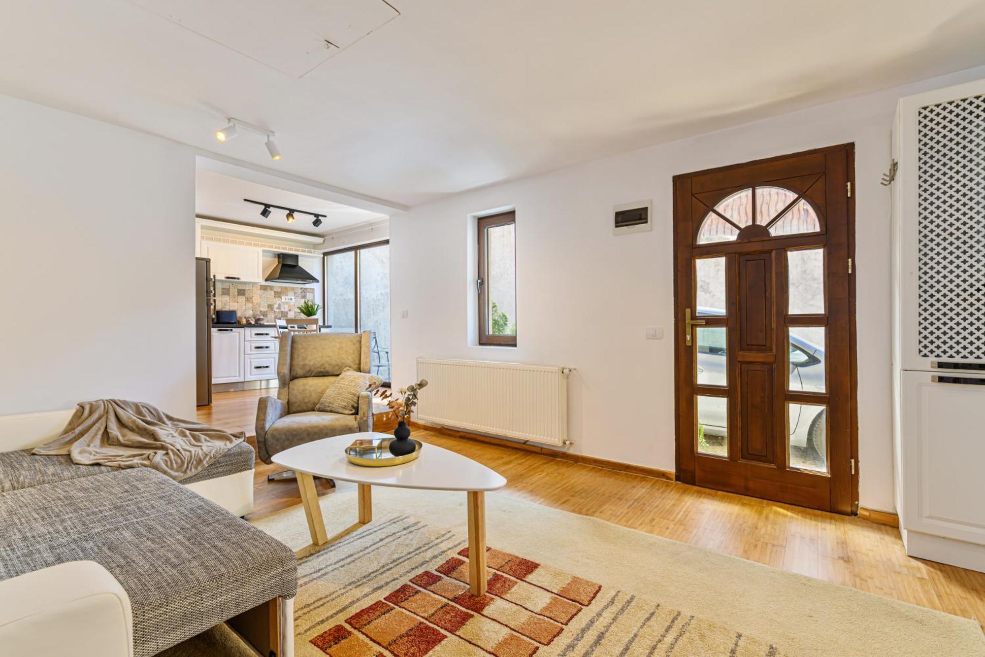 Ceahlau Cozy House With Terrace, Bbq & Free Parking *