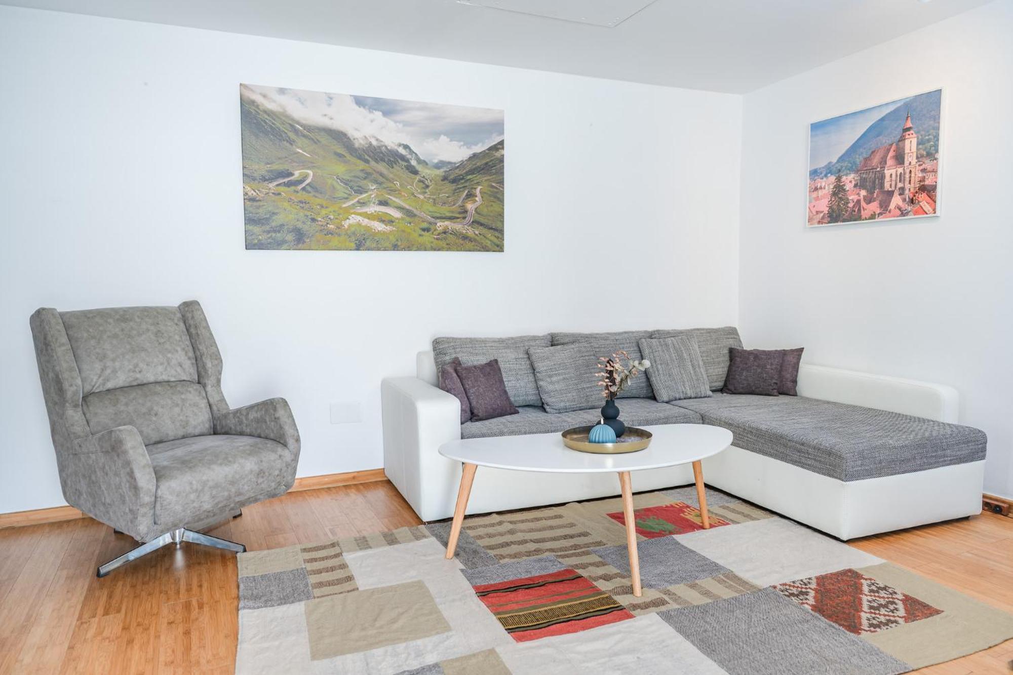 Ceahlau Cozy House With Terrace, Bbq & Free Parking * בראשוב
