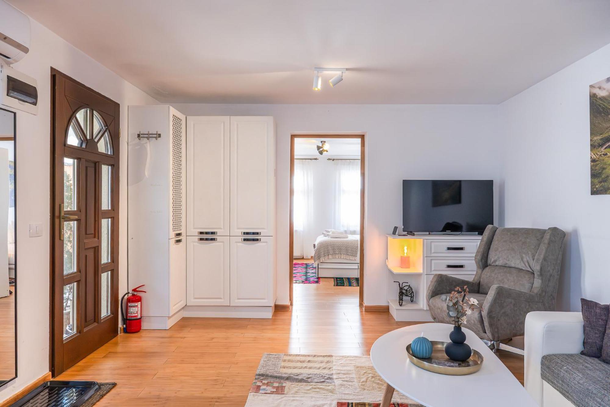 Ceahlau Cozy House With Terrace, Bbq & Free Parking 度假居